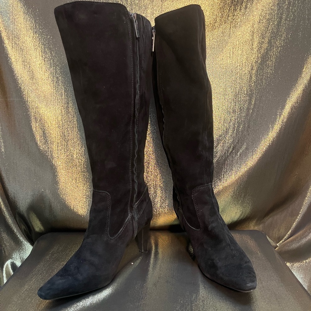 🖤👢 Joan & David Black Suede Heeled Boots | Elegant + Timeless Chic ✨🖤